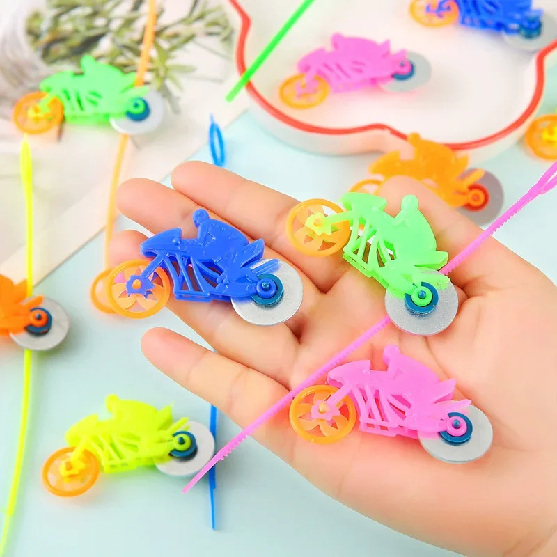 15 Uds. Mini bicicletas coloridas de línea de tracción, motocicletas, juegos de juguetes para niños, recuerdos de fiesta de cumpleaños, rellenos de piñata, recompensas para jardín de infantes