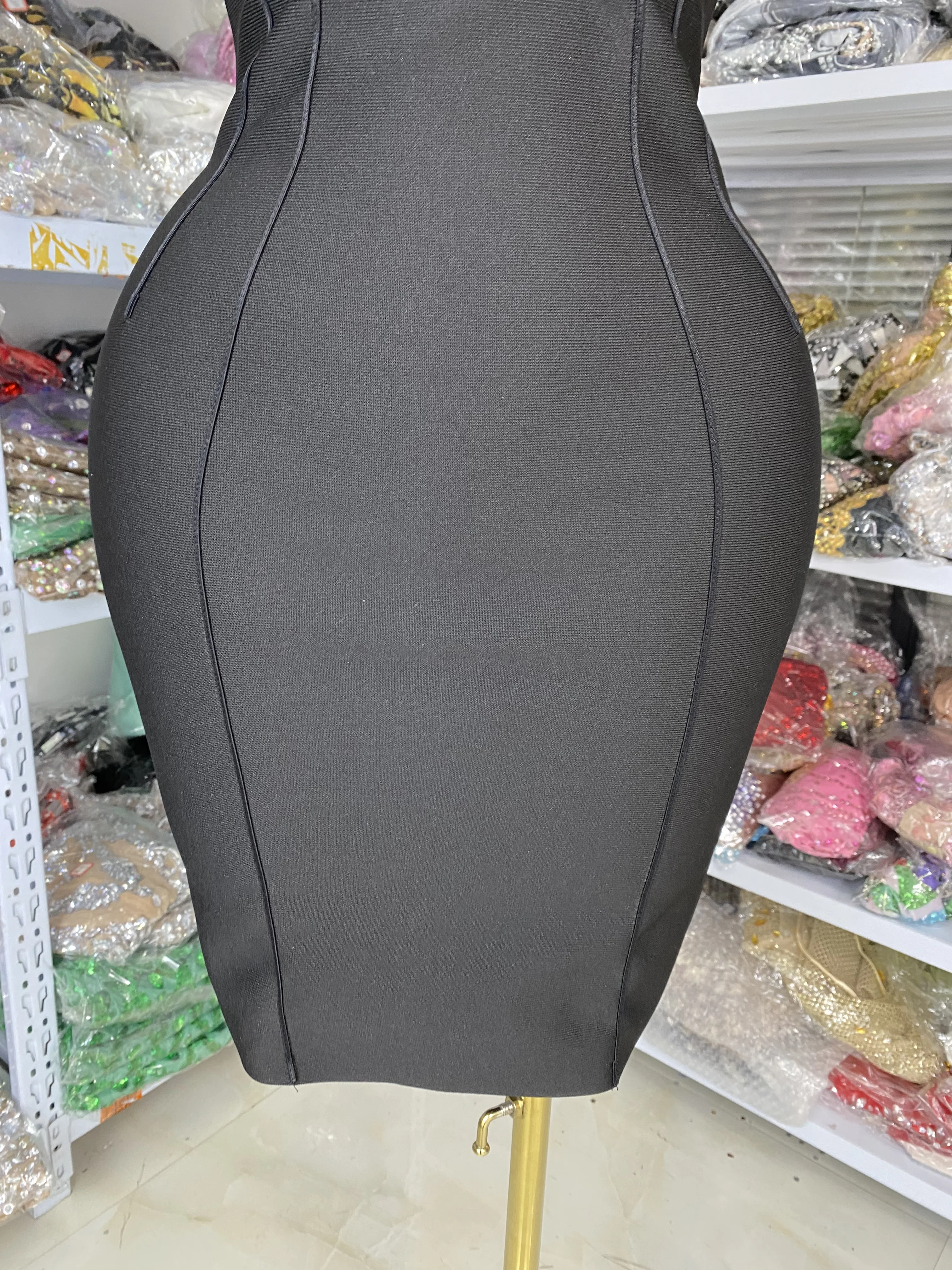 Usine en gros femmes nouvelle robe de pansement noire col croisé moulante Mini élastique tricoté haute rue soirée Club robe de soirée