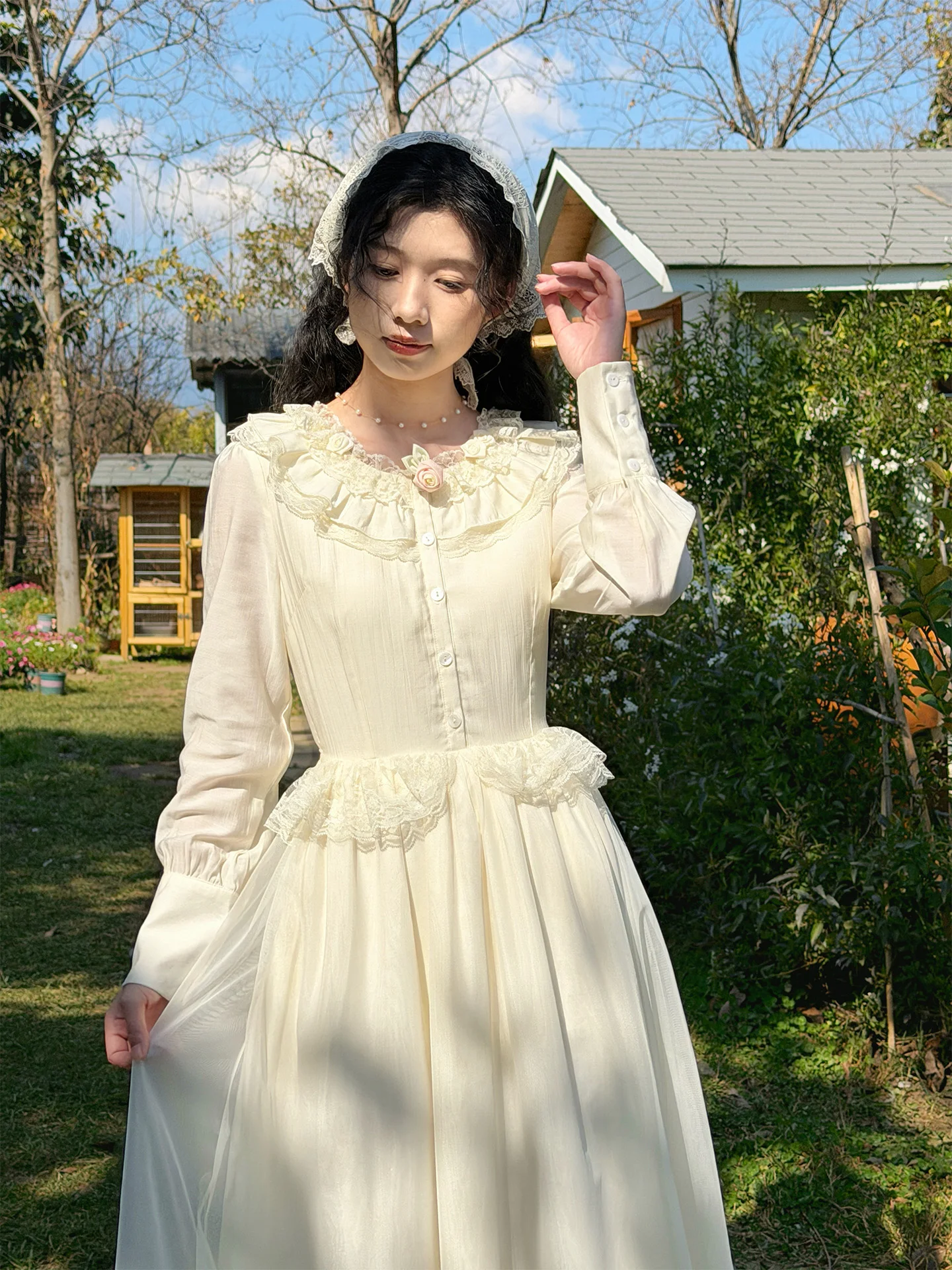 

Elegant Pearl Collar Waist-Cinching Dress White round Dance Vintage Style Women's Dress Citywalk Single Button Closure Long S...