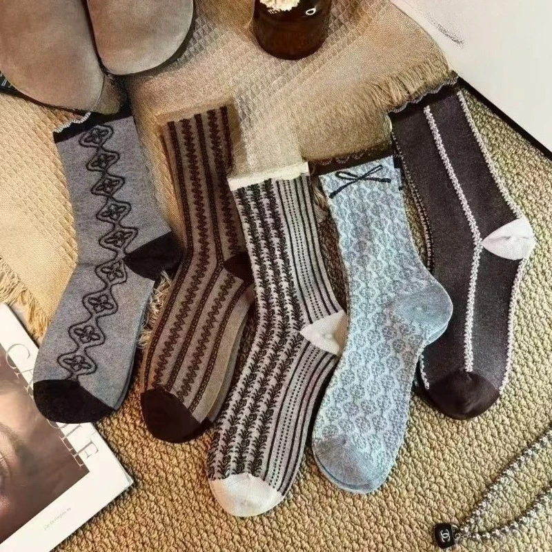 1/5 Pair Retro Bow Versatile Mid Socks Cute Autumn/Winter Sweet Sweat Absorbing Simple Comfortable Casual Socks
