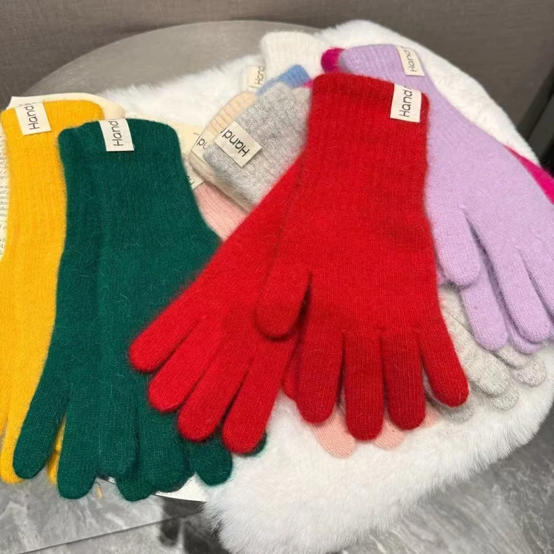 Women Wool Cashmere Gloves Cable Knit Touchscreen Finger Hole Winter Autumn Warm Wrist Length Classic Gloves Female Mitten