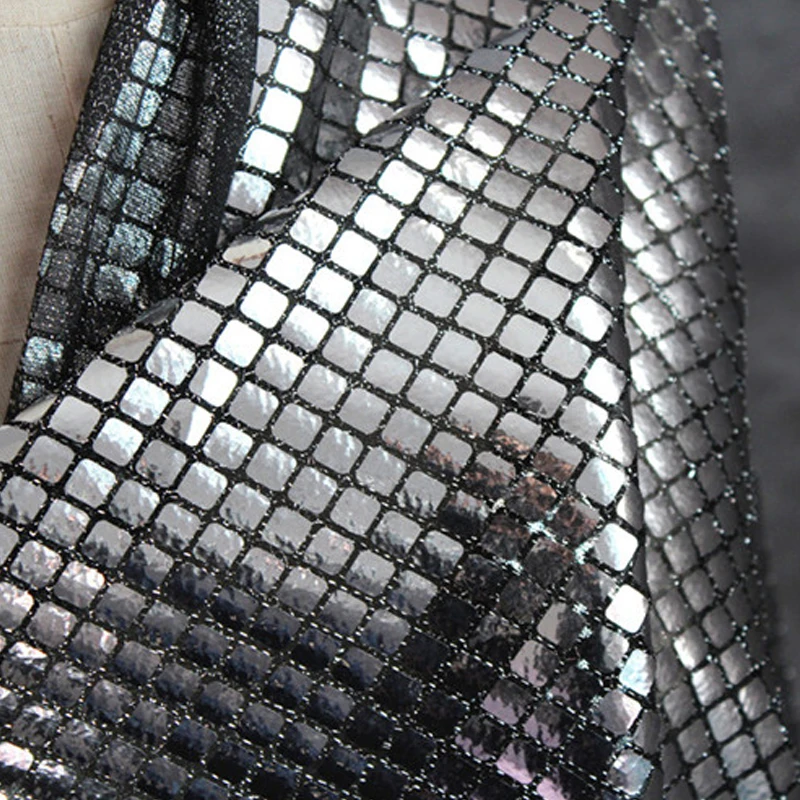 

100cm Symphony Metallic Dark Silver Plaid Fabrics Mirror Reflective Cloth Mesh Sequin Garment Designer Fabric Party Decoration