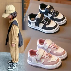 2024 primavera autunno bambino bambino bambini sneakers casual traspiranti in pelle PU bambini scarpe sportive da corsa all'aperto da tennis antiscivolo