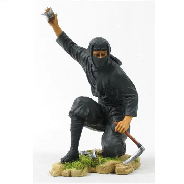 Japanese Ninja Warrior Statue with Kama Sickle Resin Figurine Collectible Sculpture for Home Office Desktop Decoration Art Gift