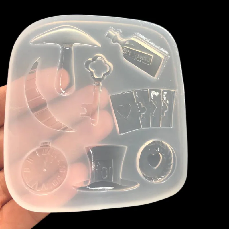 New Mirror Epoxy Poker Hat Alarm Clock Watch Handmade Accessories Mold 16547