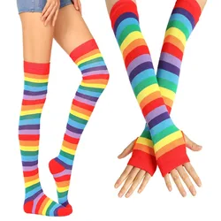 Bas arc-en-ciel colorés et gants chauffe-bras en coton rayé, chaussettes hautes aux genoux, chaussettes de cosplay de fête de festival, 1 ensemble