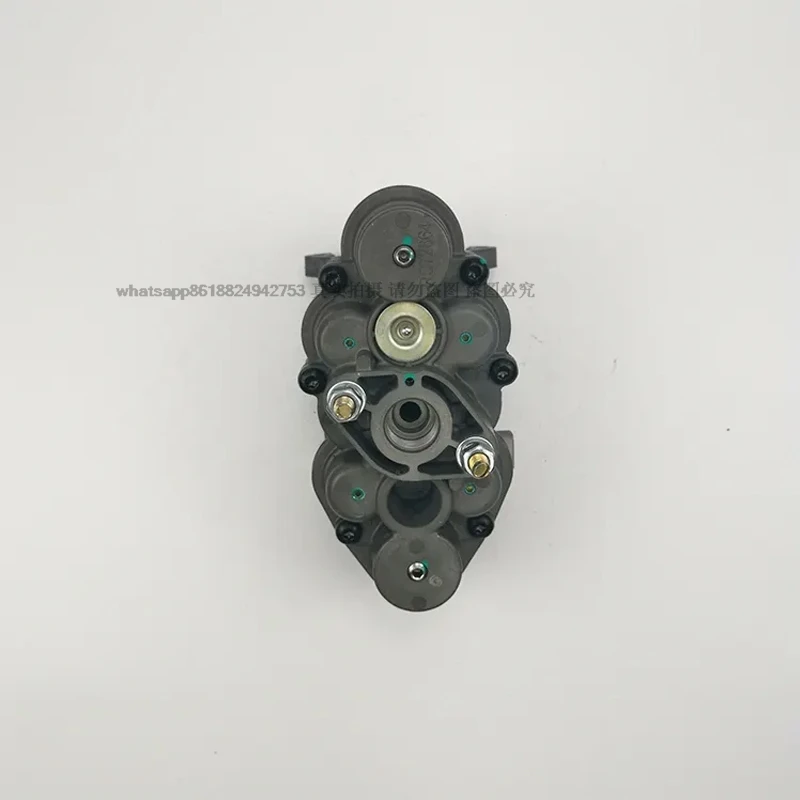 1-85576369-0 1855763690 1-85576369-2AE4535 Truck Brake System Air Dryer Protection Valve Assembly for ISUZU CXZ51K 6WF1