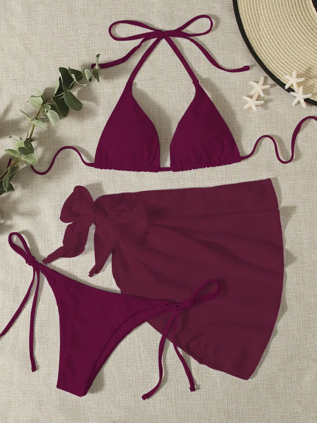 

Женский комплект бикини с треугольными топами и юбкой однотонного цвета