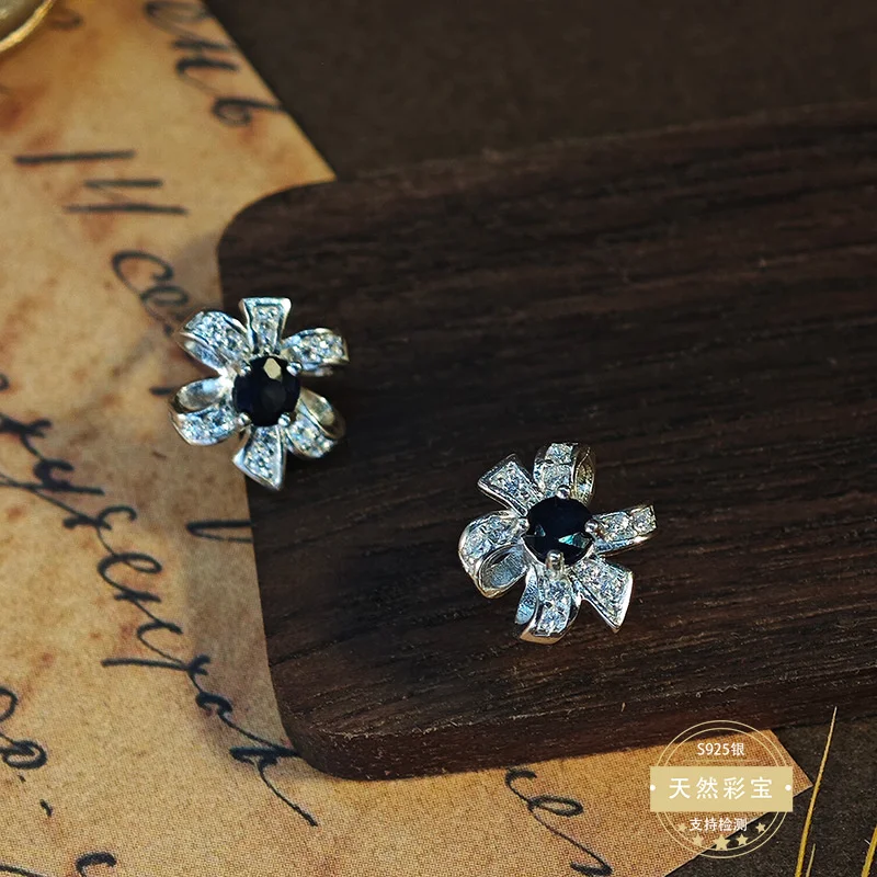 

Natural Sapphire 925 Sterling Silver Stud Earrings Flower Shape Wedding Birthday Gift Fashion Jewelry