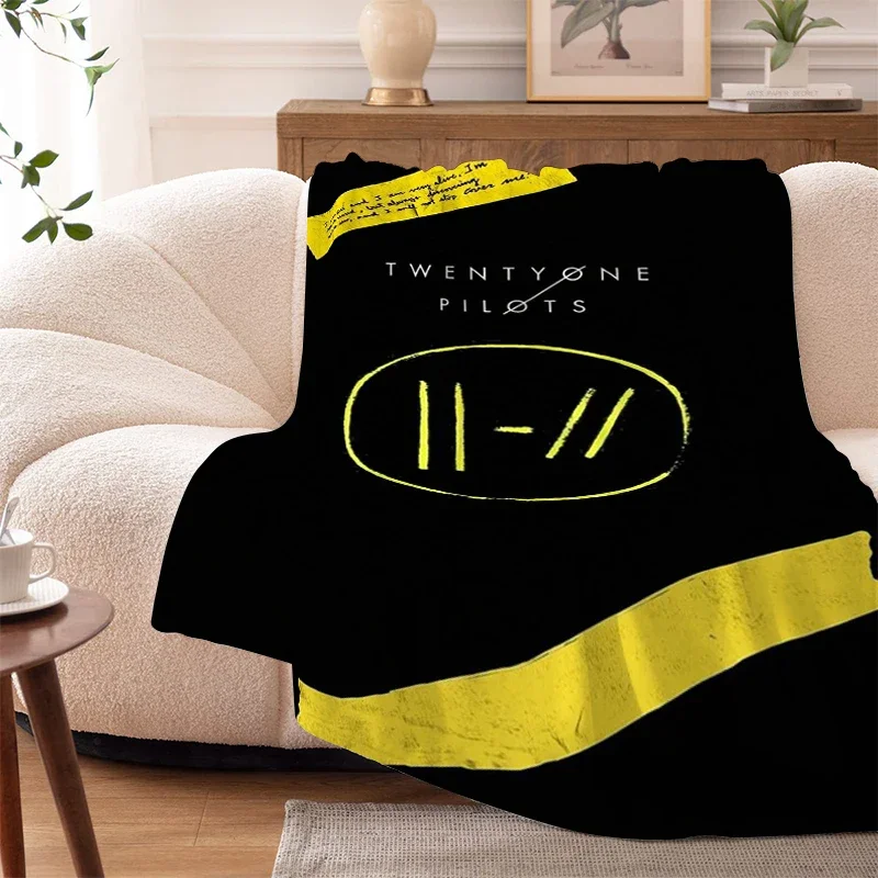 

Sofa Blankets for Winter T-Twentys One P-Pilots Microfiber Bedding King Size Warm Knee Bed Fleece Camping Fluffy Soft Blankets