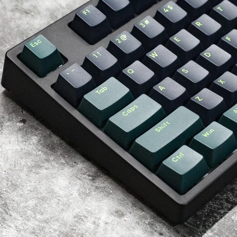 

PBT keycap Sonic black and green two-color opaque OEM height 104//87/75/68 support mechanical keyboard