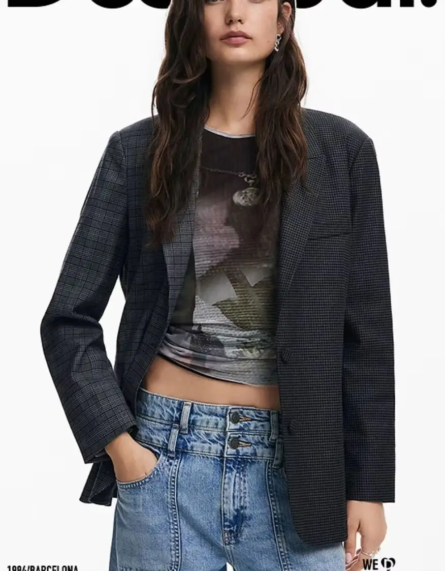 A new Spanish embroidered and color-blocking loose and casual denim jacket from the original export order