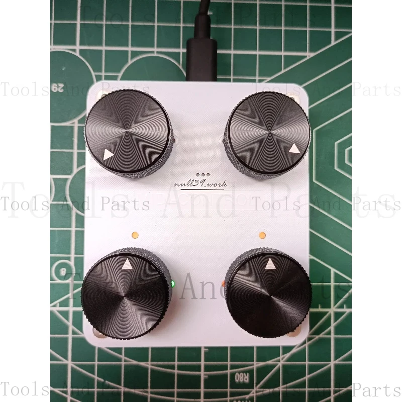 4 Knob Knobs For Customizing CC Information Volume, USB-C Interface, Music Host Software With MIDI Controller