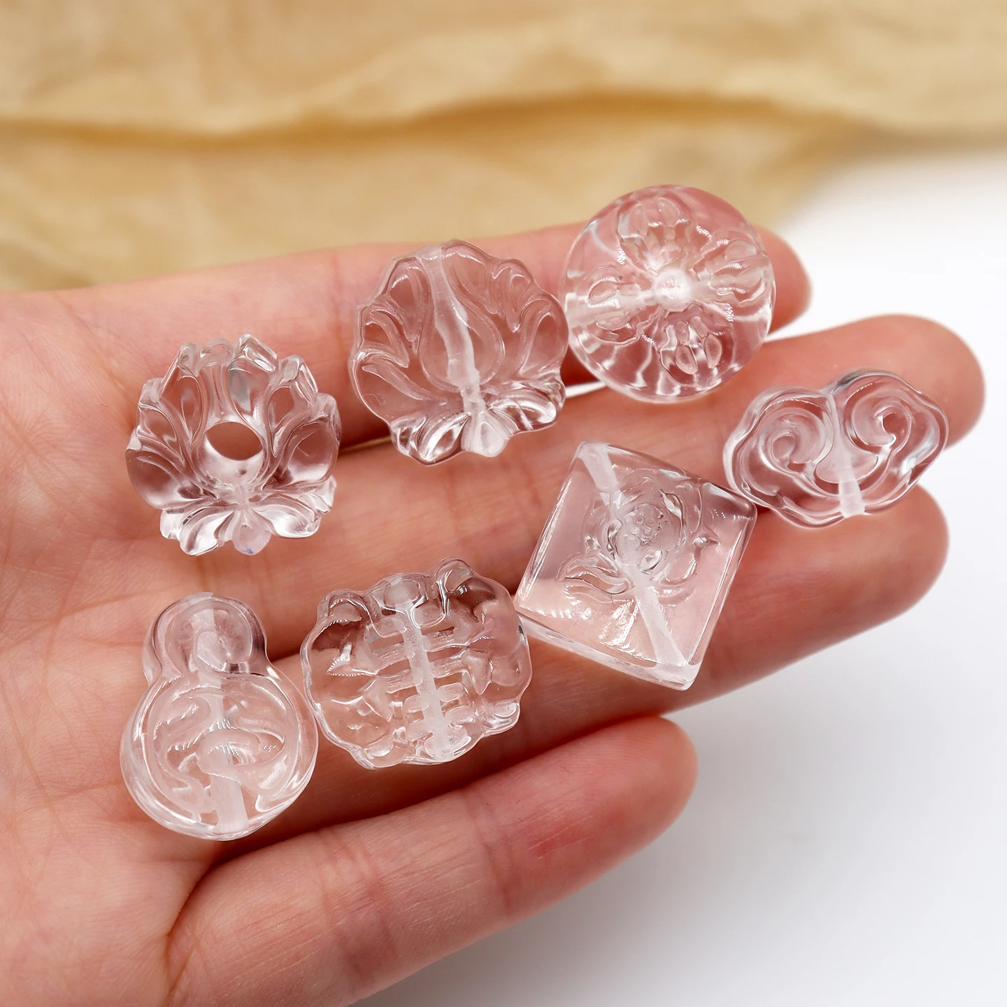 

Натуральные белые хрустальные бусины для изготовления украшений, бусины в форме цветов для браслетов, натуральные камни для ювелирных изделий, узор «Долголетие»