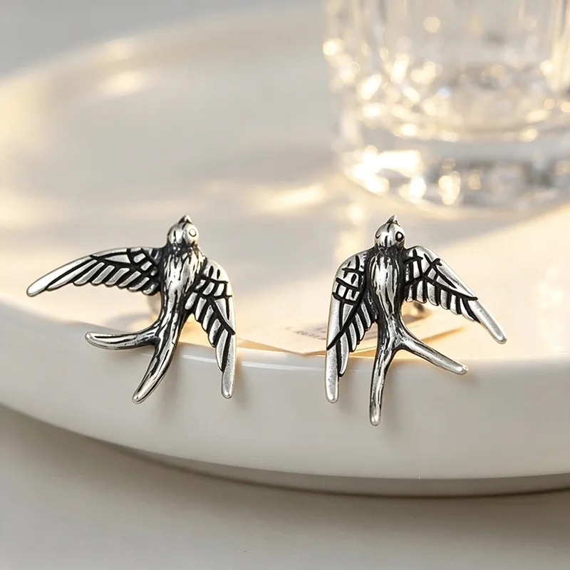 New Retro Swallow Artistic Temperament 925 Sterling Silver Jewelry Personality Animal Earrings  31036