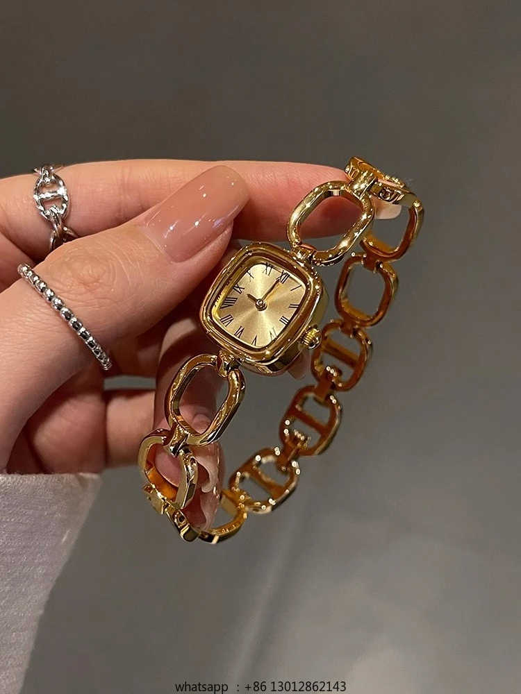 

Браслет 2025 года, новые модные женские легкие роскошные нишевые изысканные маленькие женские часы высокого класса
