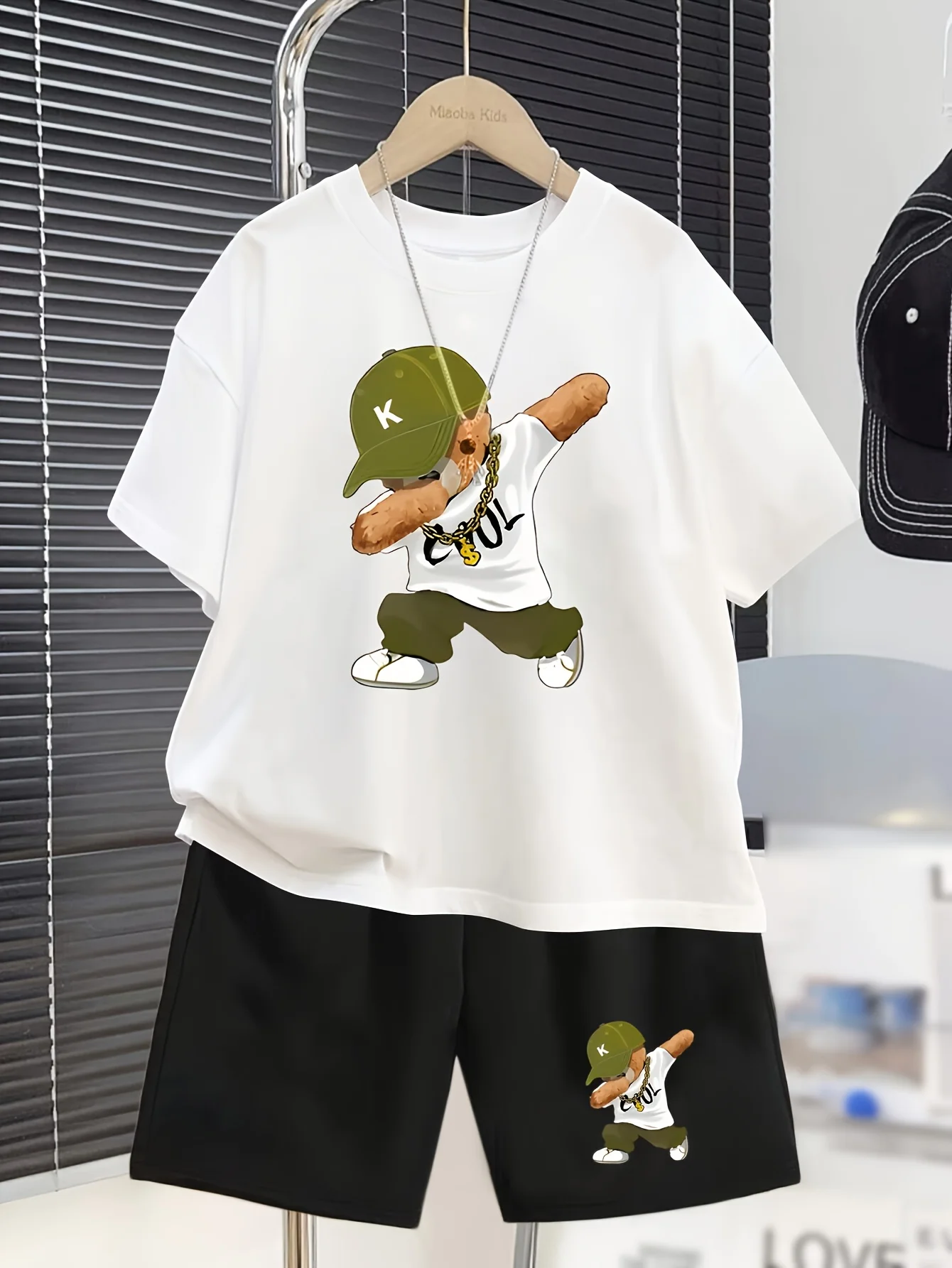 Young Boy Casual Summer Short Sleeve Suit, Fashionable Nifty Design Print Sport Spring Summer Boy Suit Suitable for Outdoor