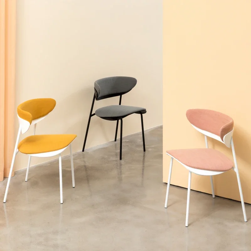 Nordic Home Designer Moderner, einfacher, stapelbarer Stuhl mit Rückenlehne, Esszimmerstuhl