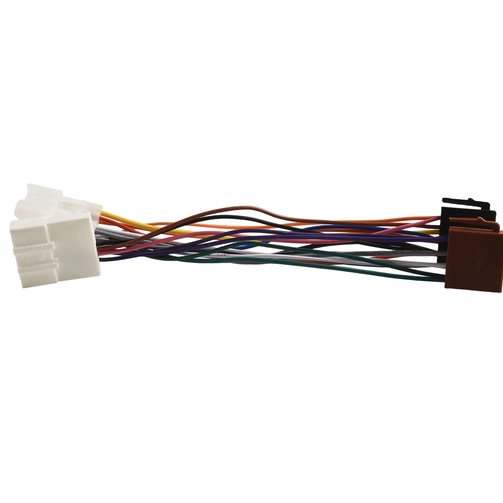 

Автомобильный радиоадаптер особенности: *Сделано из хороших материалов, практичный и надежный * Быстрая установка, простота в использовании