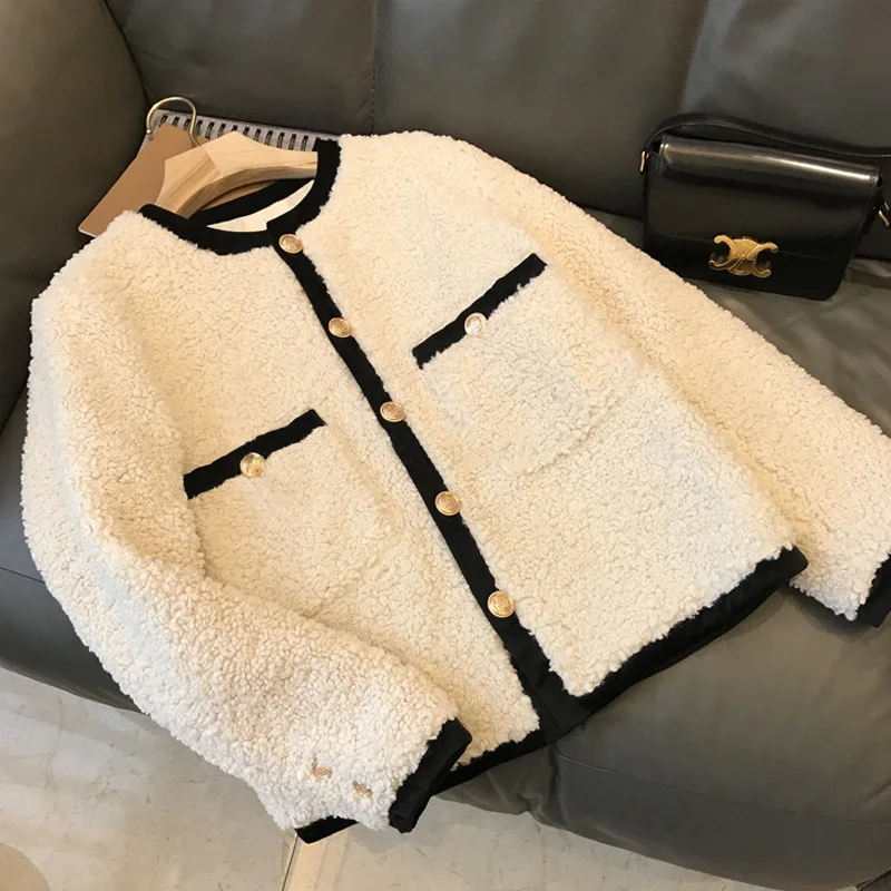 

2022 Women Winter Warm Fleece Jacket Patchwork Loose Kawaii Overcoat Retro Casual Korean Fashion Short Faux Fur Coat Female Kpop