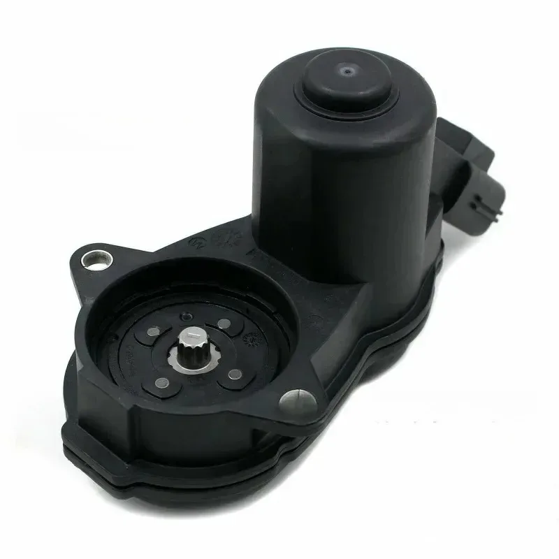 

Для привода заднего стояночного тормоза 1,5 32355597 4353917 32338814