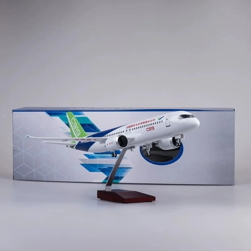 COMAC C919 1/82 Scale Aircraft Resin Plane Models 47cm Adults Fun Airplane Diecast Display Gift for Aviation Fans and Collectors