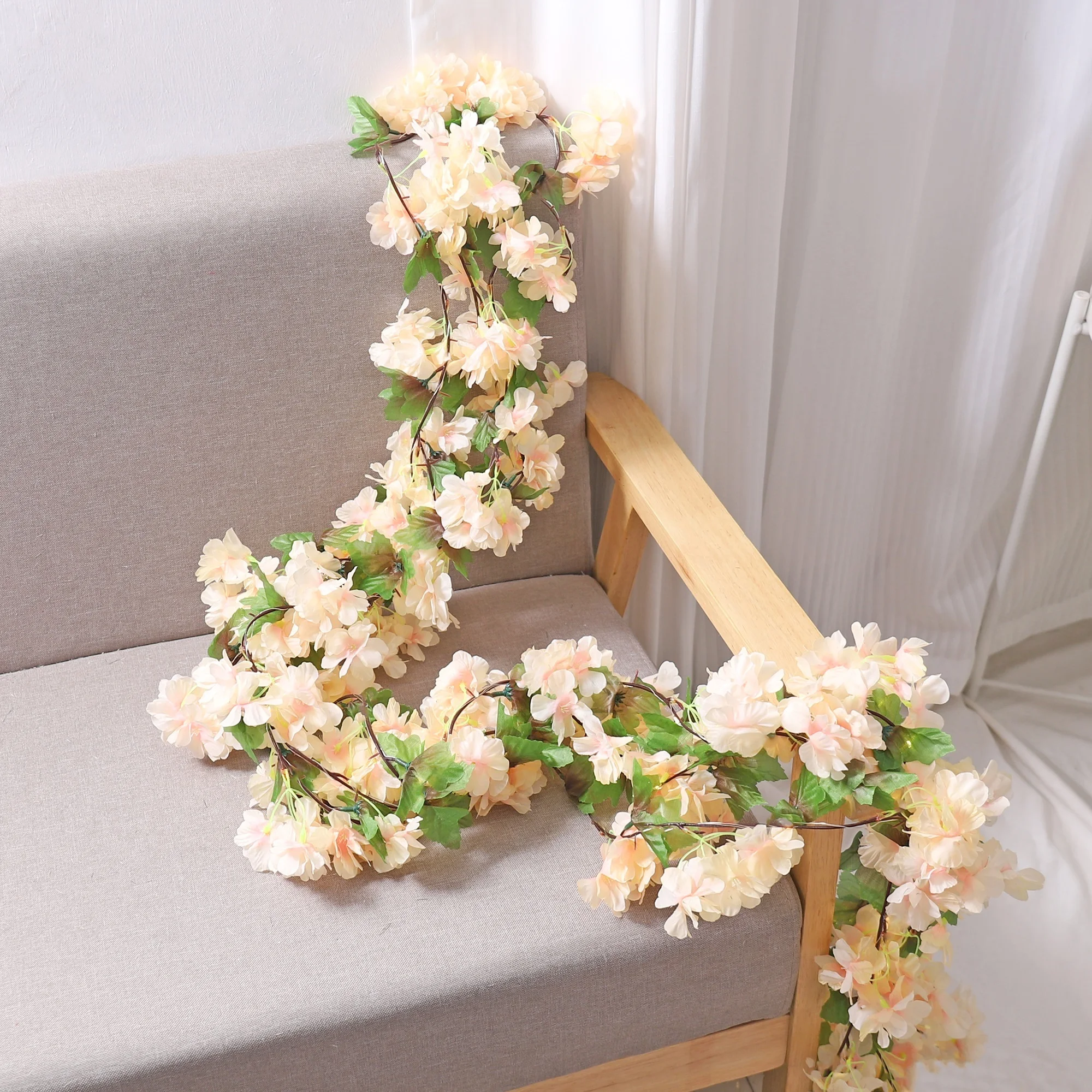 230 cm Kirschblüten-Kunstblumen, Sakura-Girlande, Hochzeitsbogen, Hintergrund, Garten, Zuhause, Party, Dekoration, Seide, gefälschte Pflanzen, Ranke – Detail 8