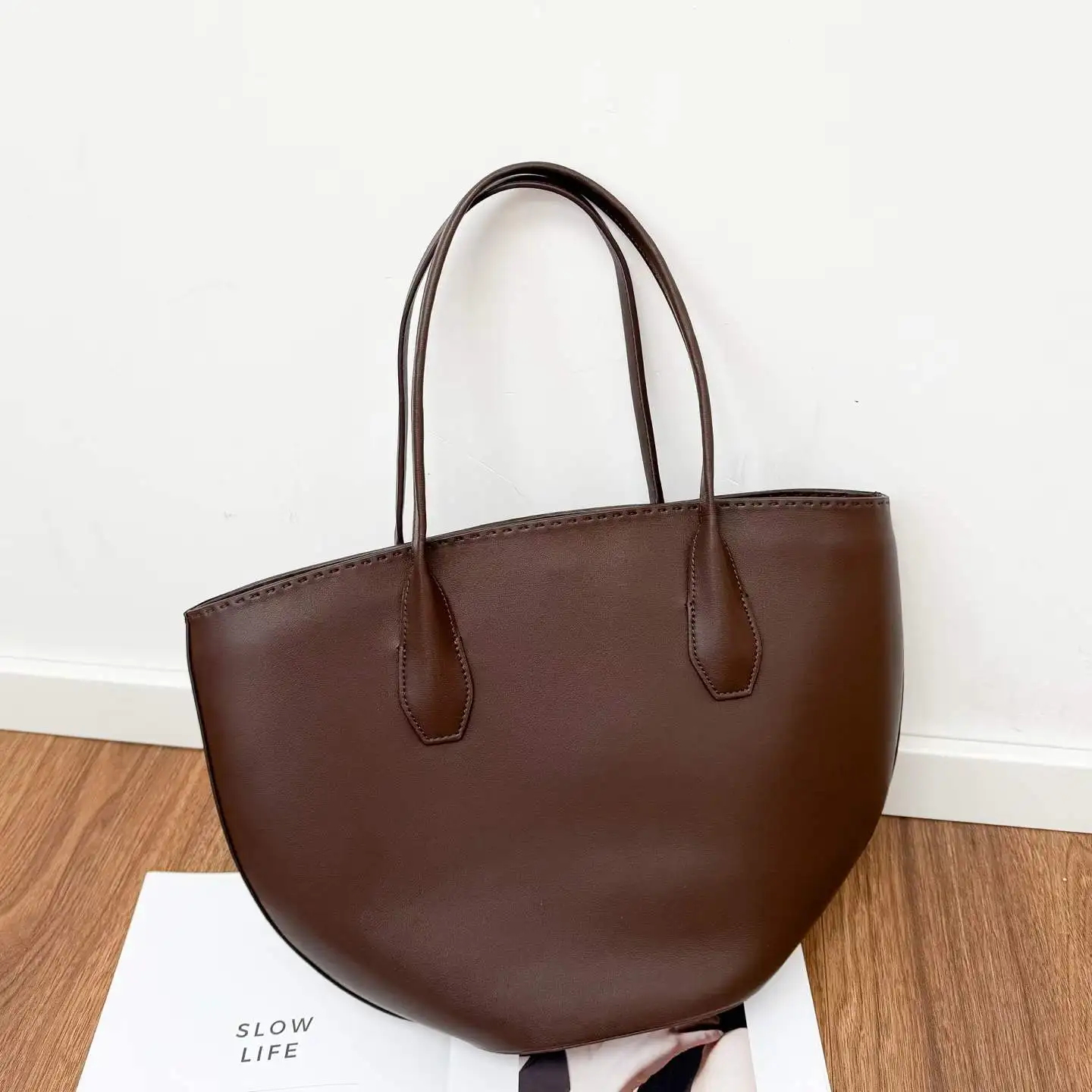 حقيبة يد ميندي تحت الإبط للنساء ذات سعة كبيرة من الجلد الطبيعي، حقيبة كتف مزدوجة بتصميم حضري بسيط