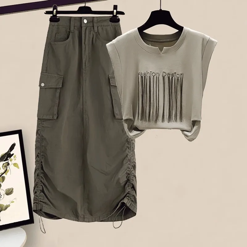 Faionable Women's Summer Svel T-irt And Skirt Set oulder-Length Design Casual Workwear Sle round Ne ort Sve