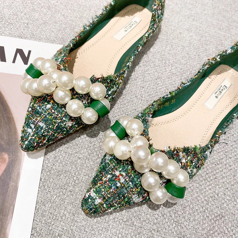 2022 Spring Summer New Pointed Flat Shoes Women Green Pure White Flats with Big Pearls Unique Design Large Size 44 45 46 33 34