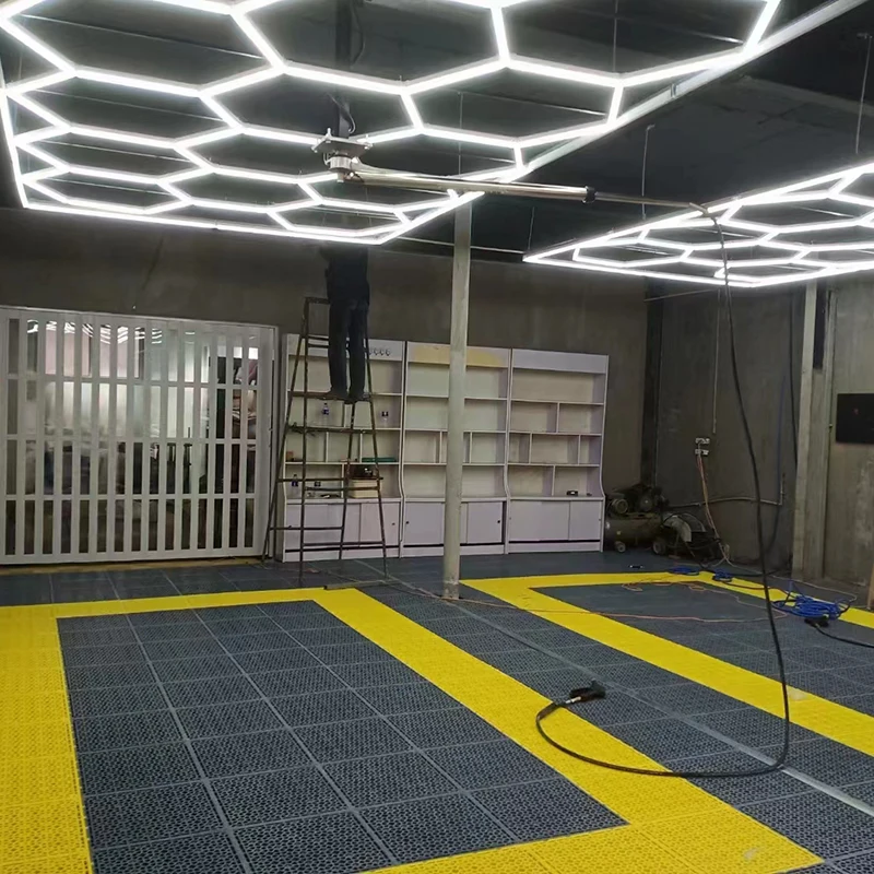 

Anti Slip Durable Parking Garage Floor Tiles, Interlocking Plasticfor Carwash, Detailing Shop, Hot Sell