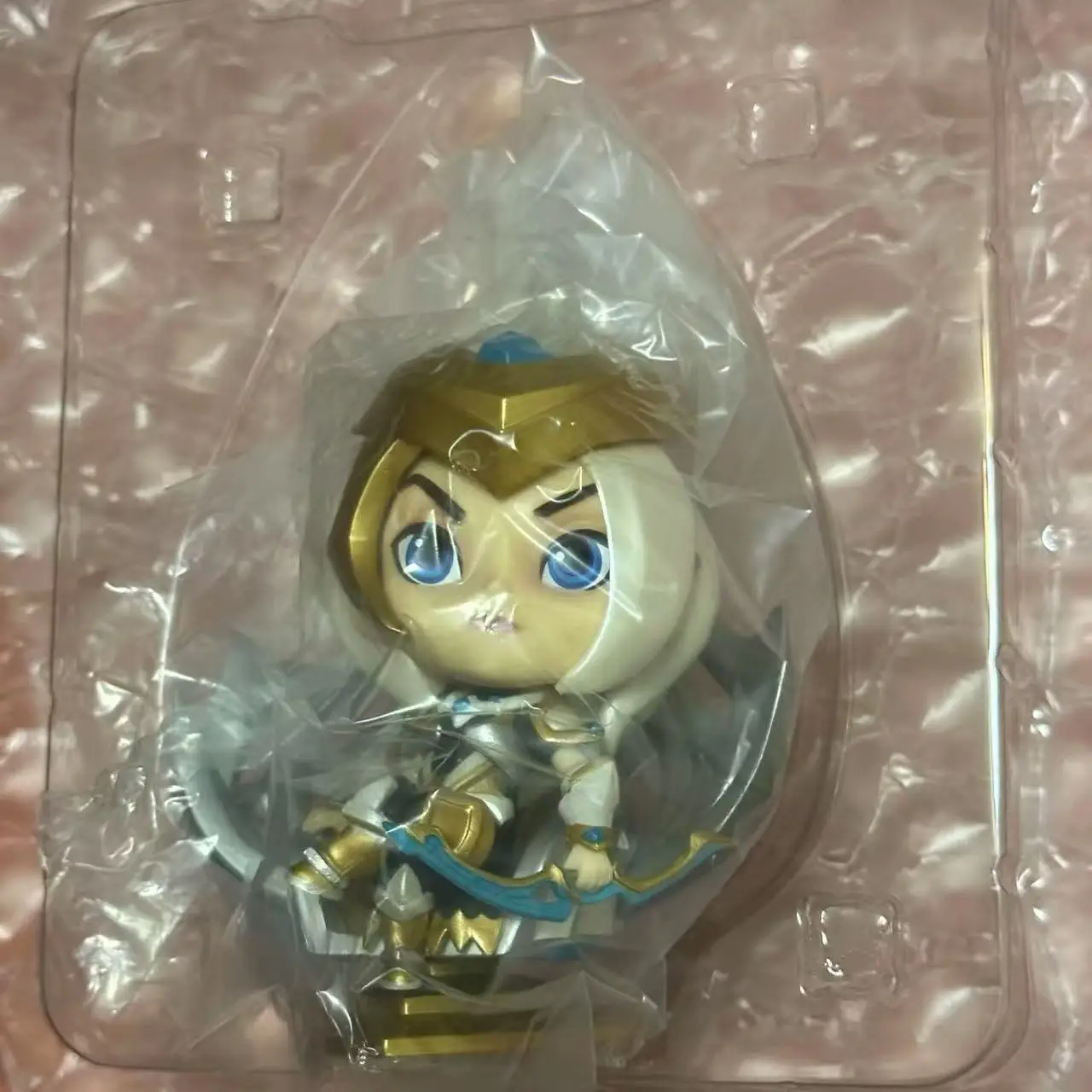 Figura Championship Ashe XL versión blanca, genuina y original, completamente nueva (no tenemos iconos en el juego para regalar)