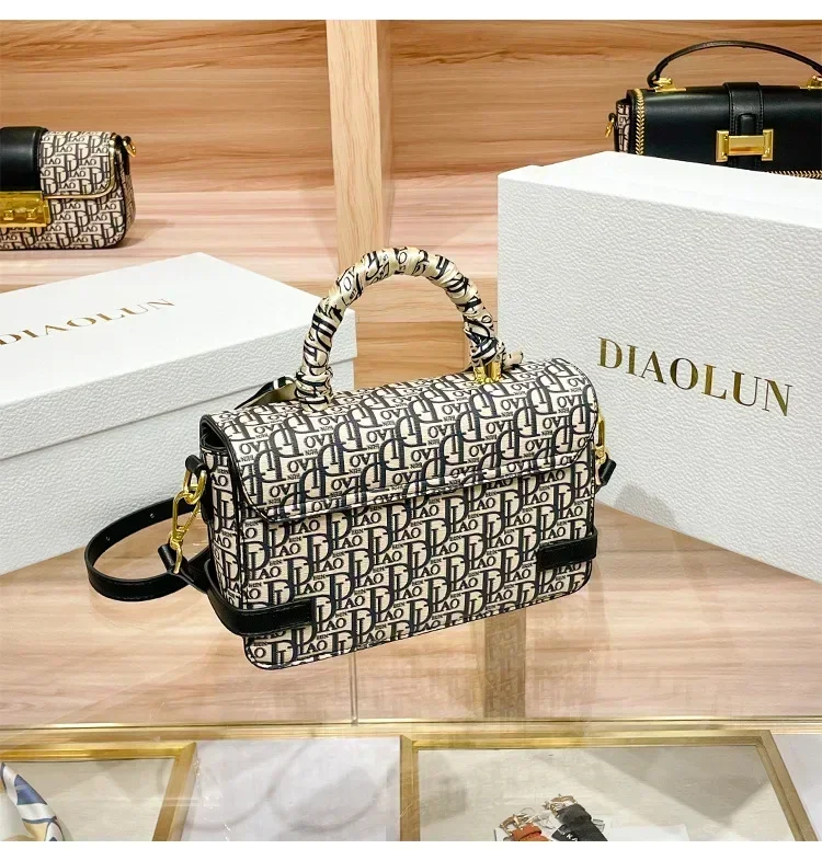 Famous Designer Luxury Brand Embroidery Square Bags High Quality Women Purse And Handbags Spring Casual Shoulder Messenger Bags