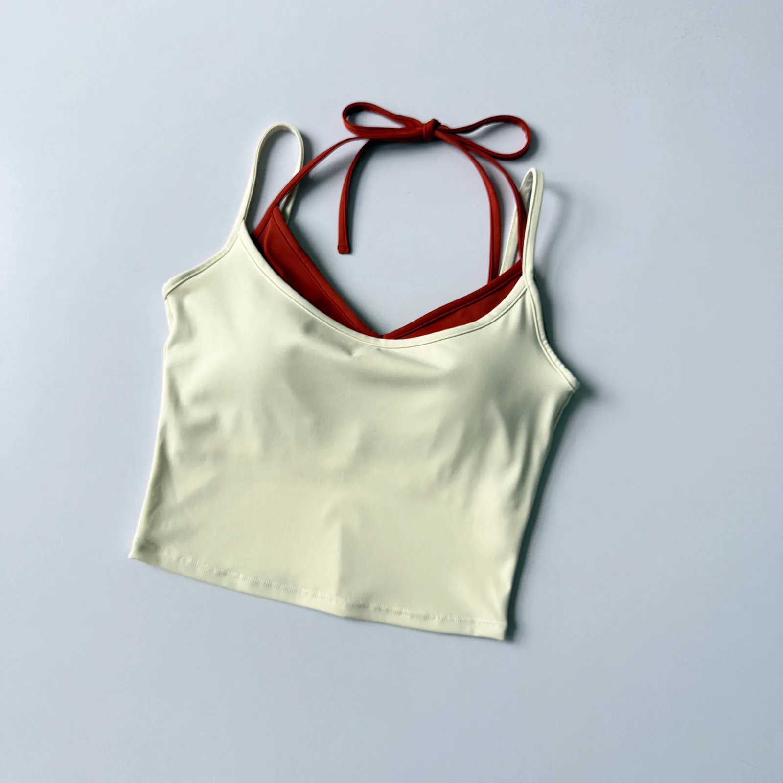 Sexy Kontrastierender Zweiteiliger Einteiler mit Doppelten Schulterträgern, Neckholder-Sport-BH für Fitness, Yoga, Pilates und Lauftraining – Detail 3