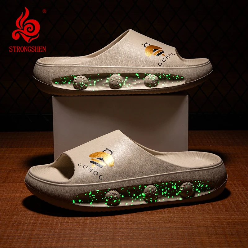 

STRONGSHEN Luminous Men Slippers EVA Comfortable Flip Flops Summer Sandals Home Bathroom Anti-Slip Platform Outdoor Beach Shoes