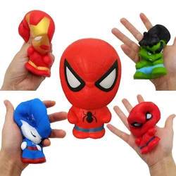 子供のためのディズニーストレス解消玩具、スパイダーマンドール、スパイダーマン、ハルク、アイアンマン、ハンドスクイーズ、PUストレス解消、誕生日プレゼント