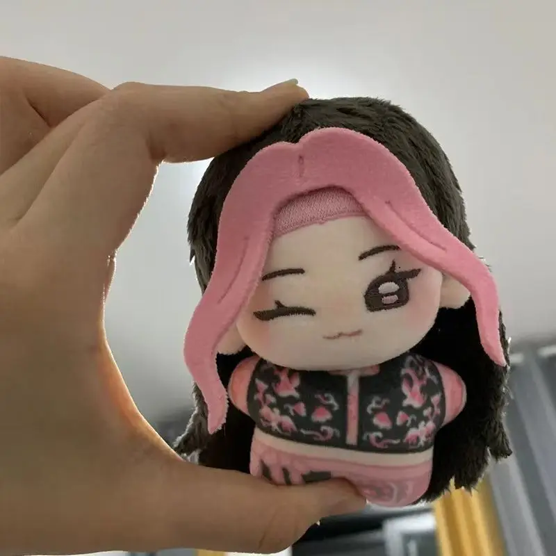 

Мягкая аниме-игра 10 см, Ким Дженни, атрибуты, мультяшная плюшевая кукла, игрушка COS, наряд для детей и взрослых, коллекционные хлопковые подарки