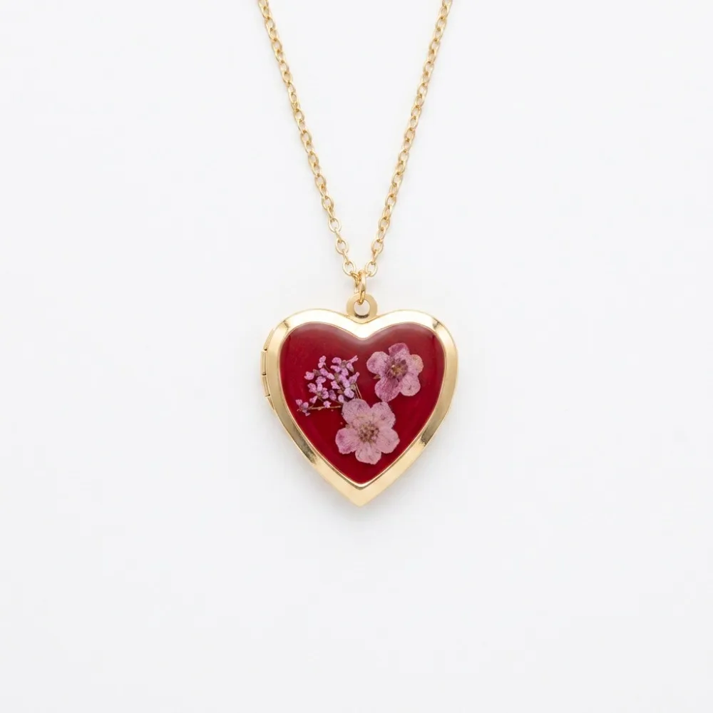 Elegant Copper Vintage Dried Flower Locket Colorful Heart Case Heart Open Pendant Necklace Vintage Mini Photo Box Jewelry Gift