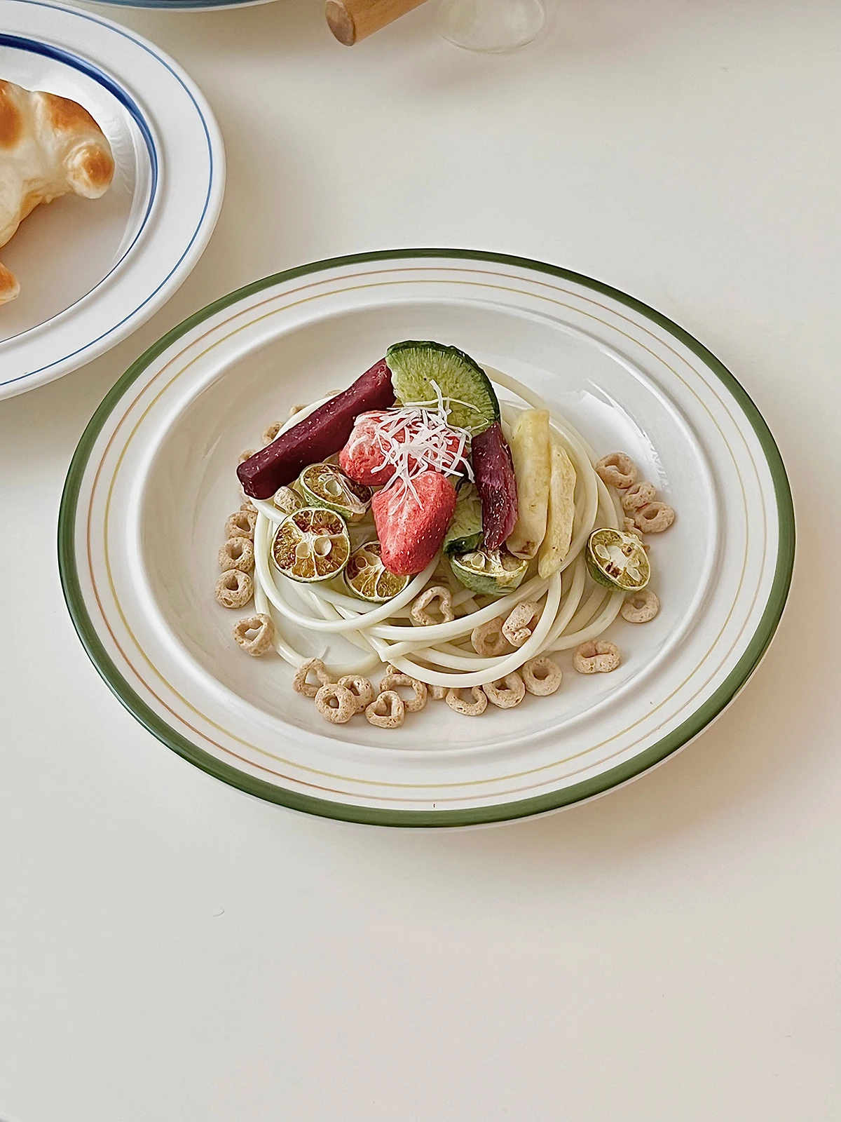 

Ins Style Ceramic Breakfast Plates Simple Striped Pattern Household Cake Plate Restaurant Daily Pasta Steak Tablewares
