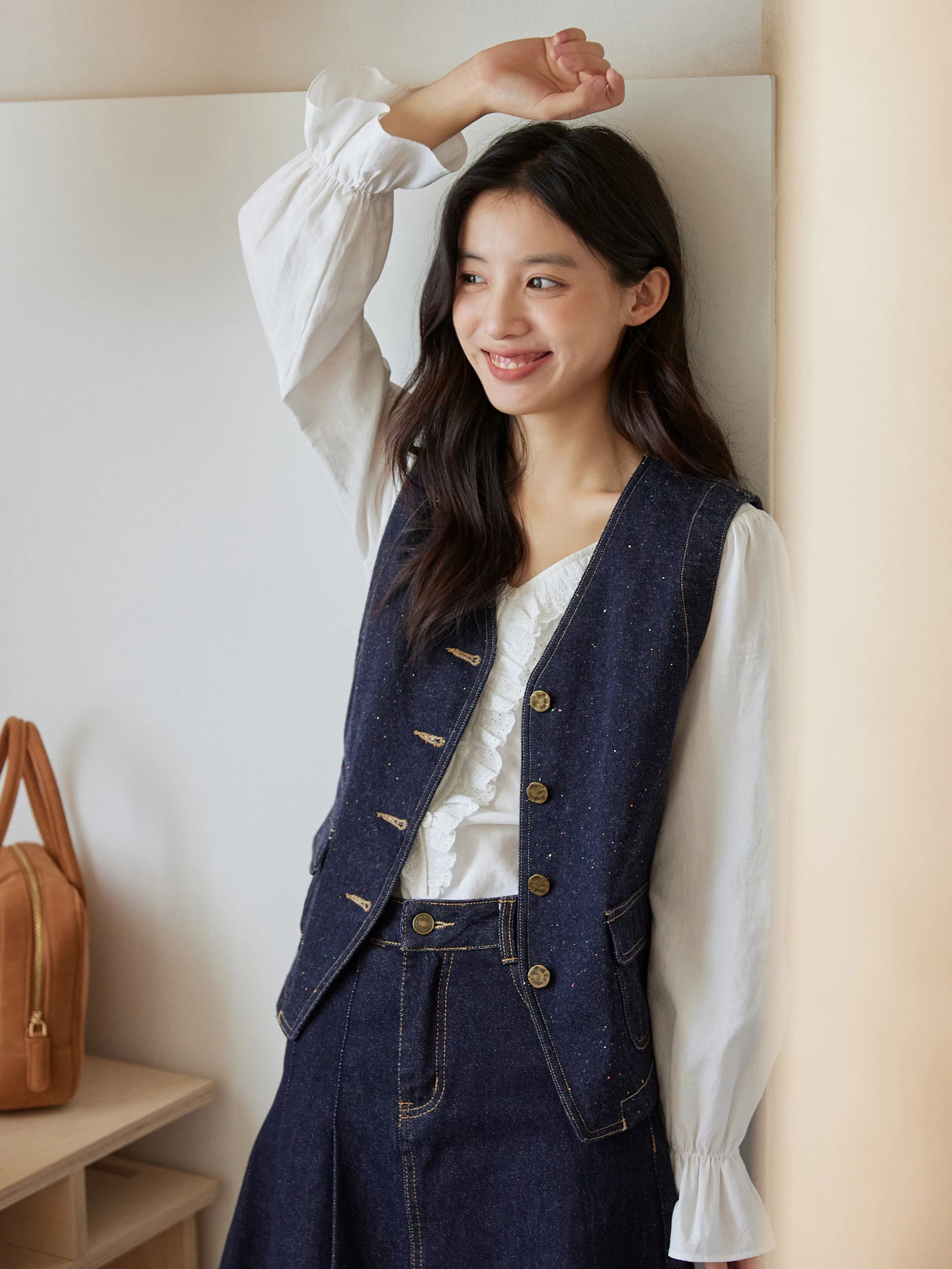 

MIXABO Джинсовый жилет с талией в стиле ретро, женский осенний дизайн, многослойная майка с V-образным вырезом, хлопковая повседневная мода