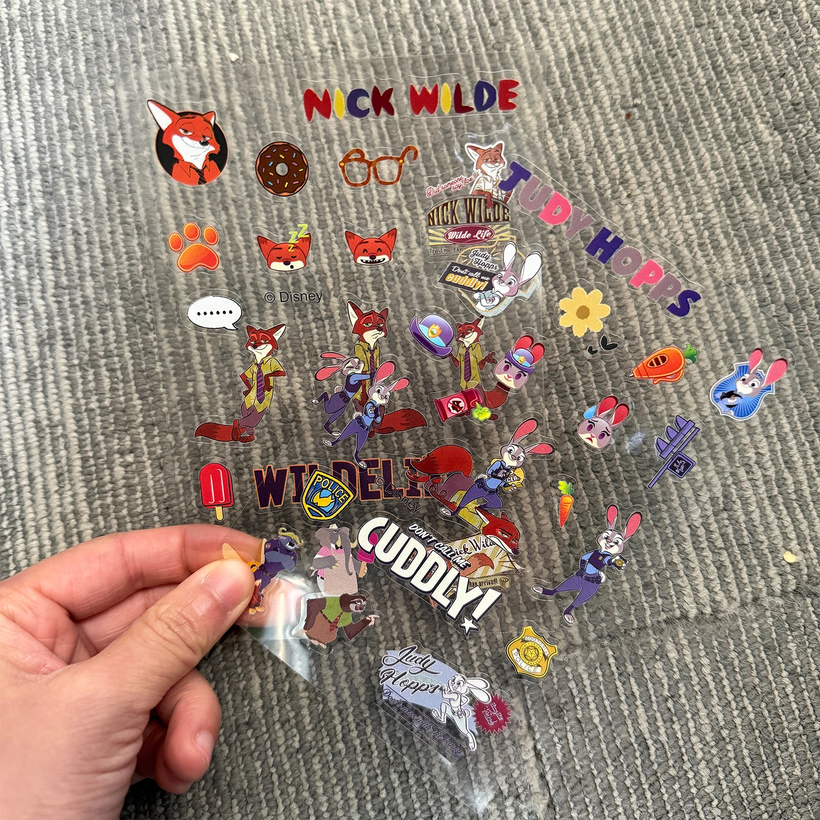 2 قطعة Zootopia جودي هوبس نيك وايلد ملصقات الحيوانات الأليفة للهدايا زجاجات مياه الكمبيوتر المحمول الهاتف الغيتار سيارة دراجة نارية سكيت الأمتعة #1