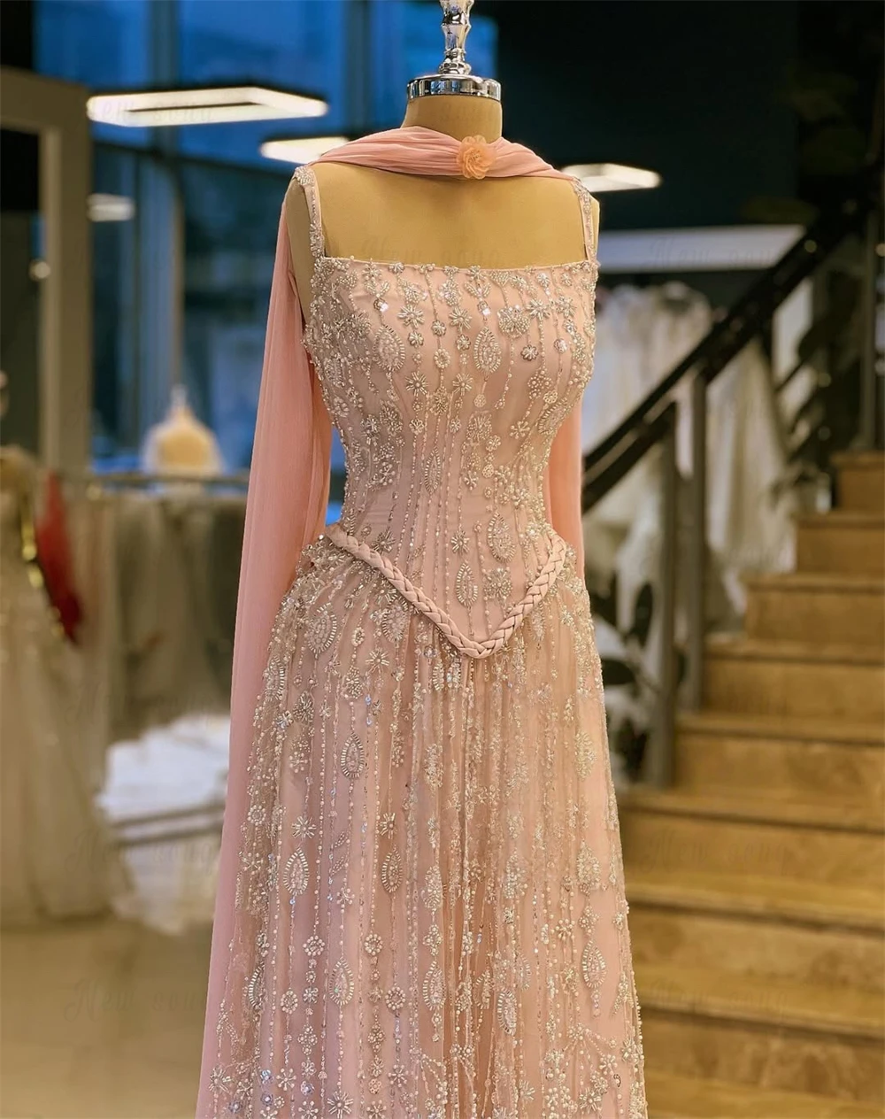 

Pink Embroidered Lace and Beaded A-Line Dress with Straps Evening Gown Arabic Floor Length robe de mariée Customized Prom Dress