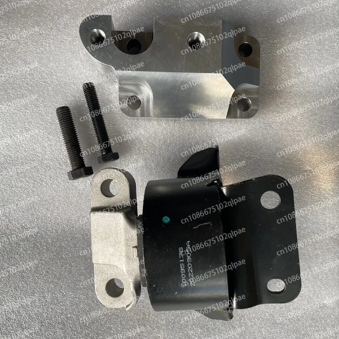 

Adapted to Roewe 350 MG MG5 engine bracket, gearbox mount machine, foot pad, rubber pad completely solves jitter