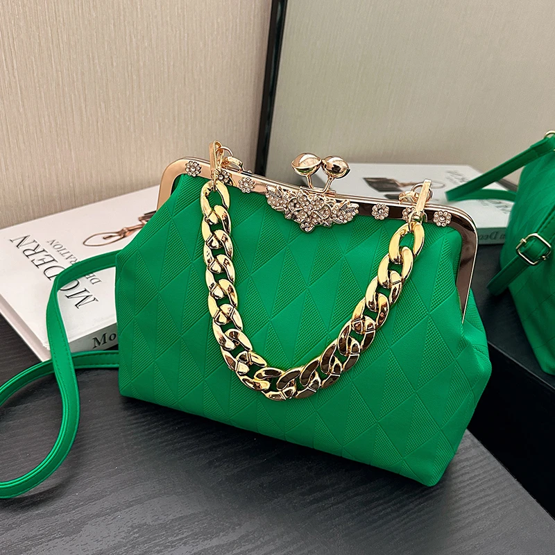 Thick Chain Handbag Day Clutch Brand Shell Bag For Women Solid Color Pu Leather Shoulder Crossbody Bag Female Clip Purse Fashion