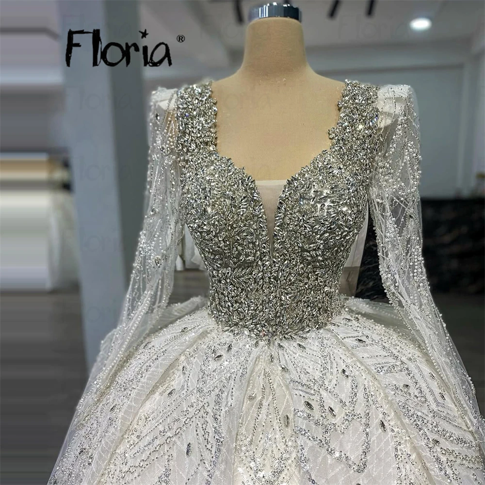 Robe de Mariée 2025 Luxury White Women Wedding Dress Customized Plus Size Dubai Heavy Silver Crystals Bridal Gowns Long Sleeves