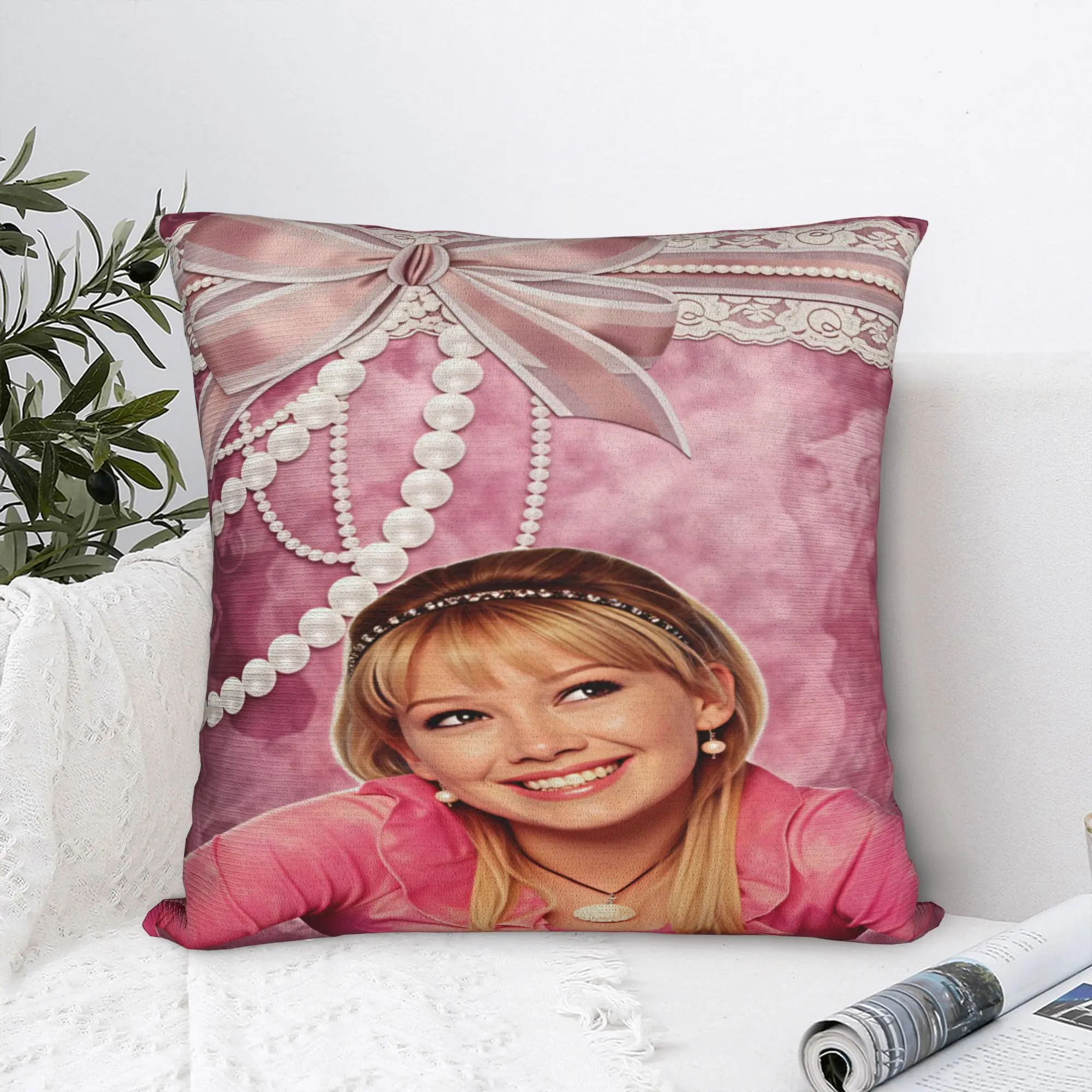 Hilary Duff Lizzie McGuire Pillow Case  Novelty Pillow Cover Soft Pillowcases For Wedding Party Home Decor