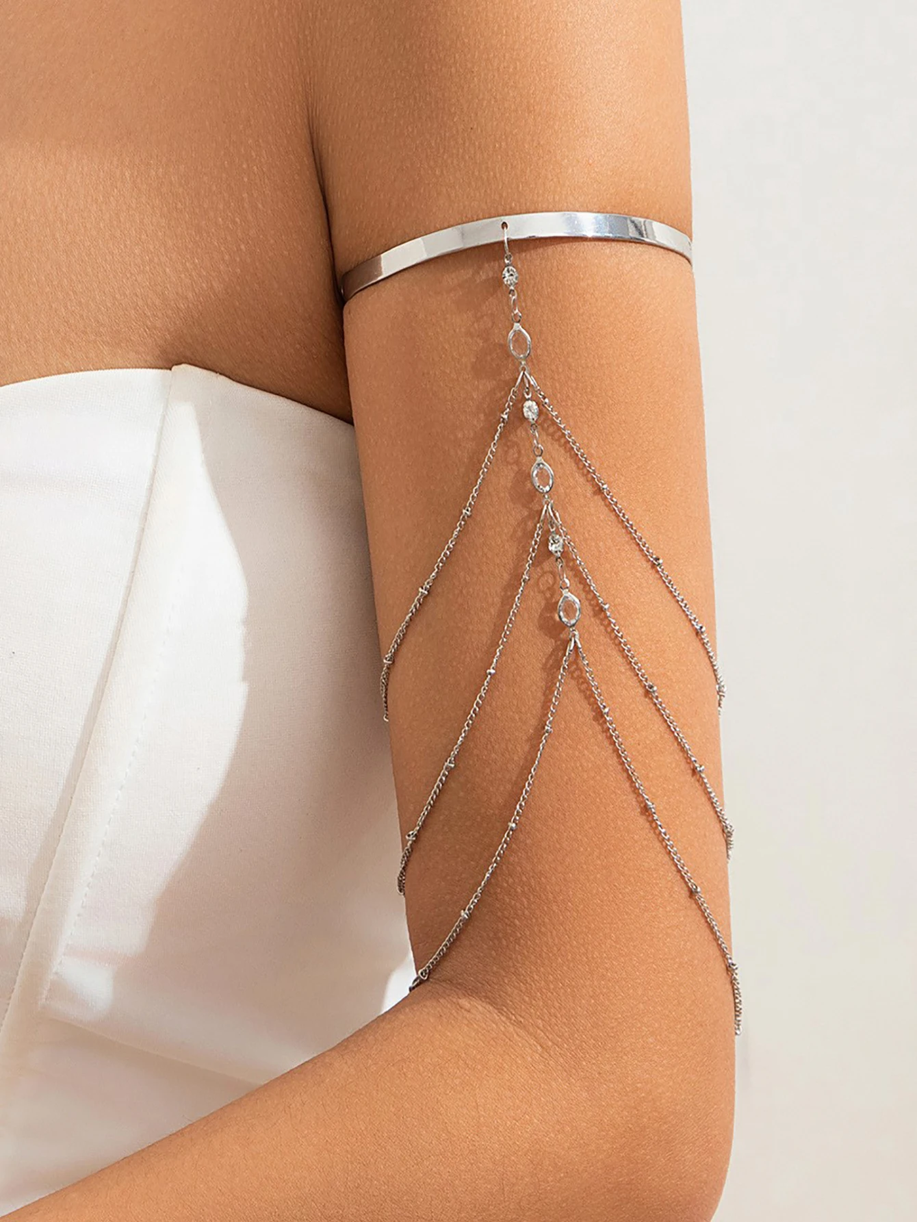 

Fashion Crystal Multilayer Tassel Arm Bangle for Women Sexy Metal Rhinestone Beaded Open Adjustable Arm Bracelets Jewelry Gift