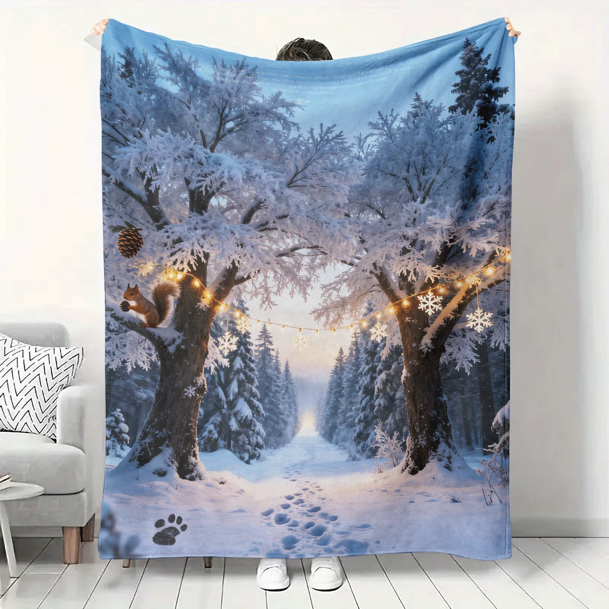 

Winter Forest Warm Light Squirrel Snow Scene Blanket Warm Christmas Style Home Warm Blanket Soft and Comfortable Flannel Blanket