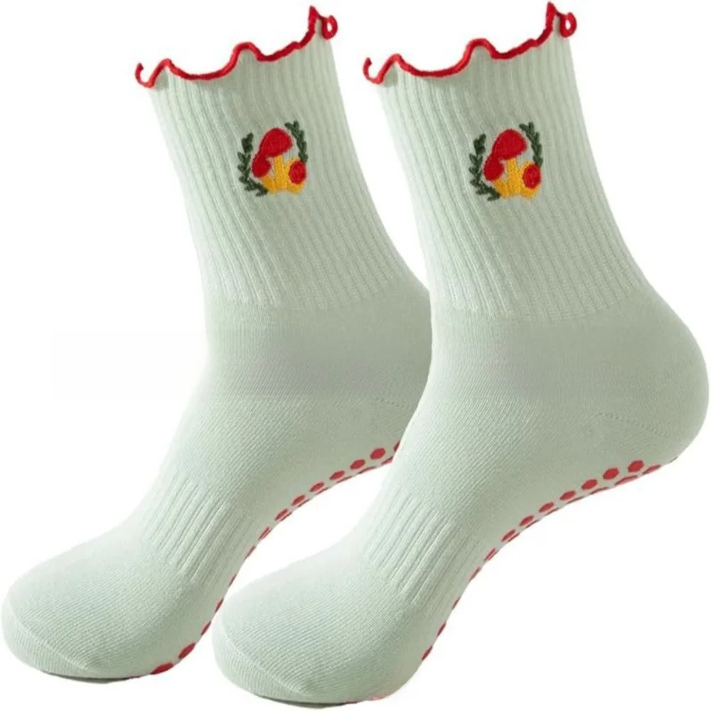 

New Cotton Pilates Socks Breathable Harajuku Street Cherry Embroidery Socks Non-Slip Grip Sweat-absorbent Yoga Socks