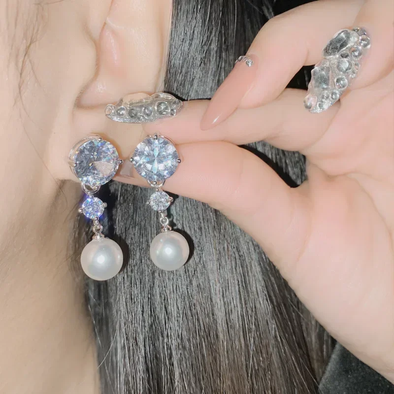 ต่างหูสไตล์โมอิสซาไนต์ MDL ประดับเพชรซิร์โคเนียม 3A แบบไมโครเซ็ต ดีไซน์เรียบหรู แฟชั่นทันสมัย พร้อมพู่ห้อยยาว